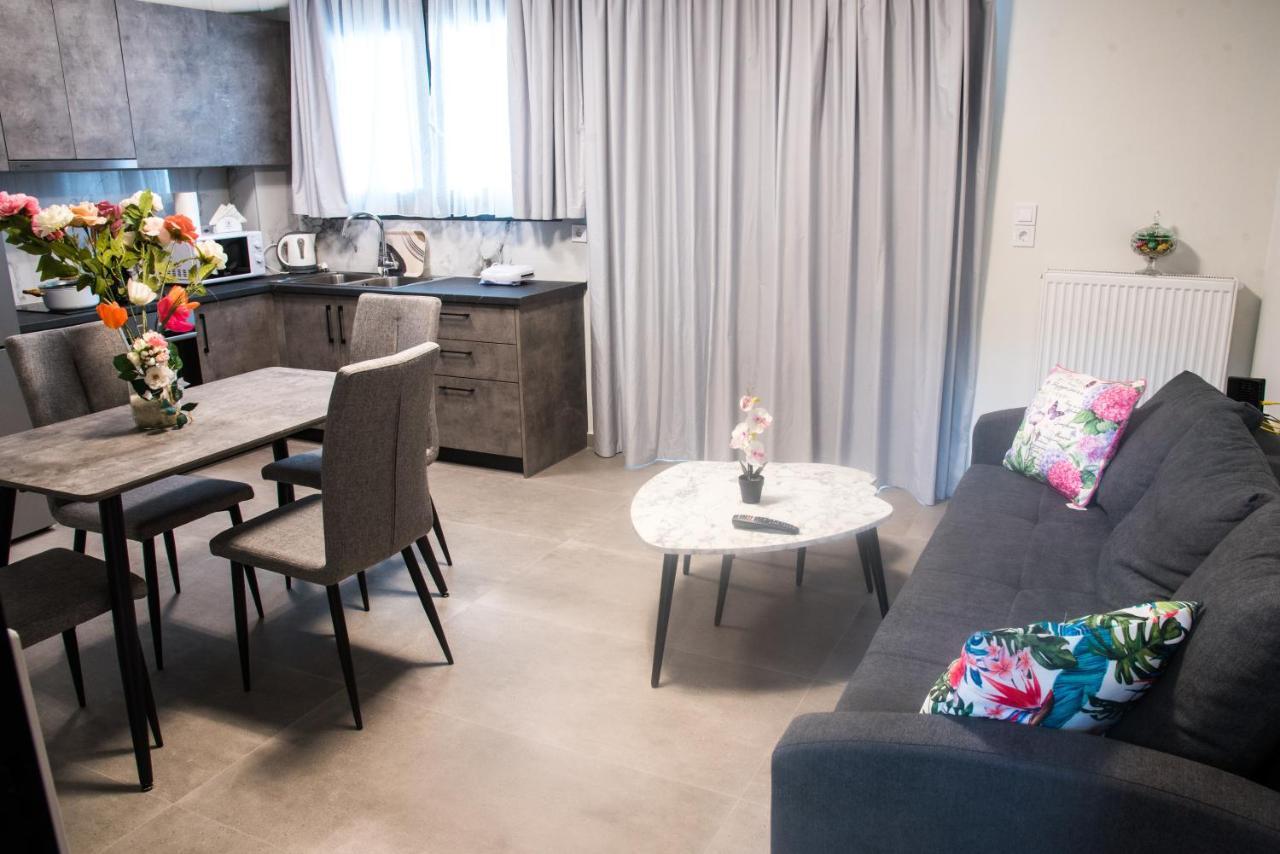 Poly S Home Ioannina Eksteriør billede